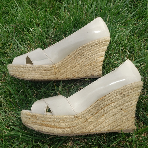 St. John's Bay Wedges Shoes - Picture 4 of 10